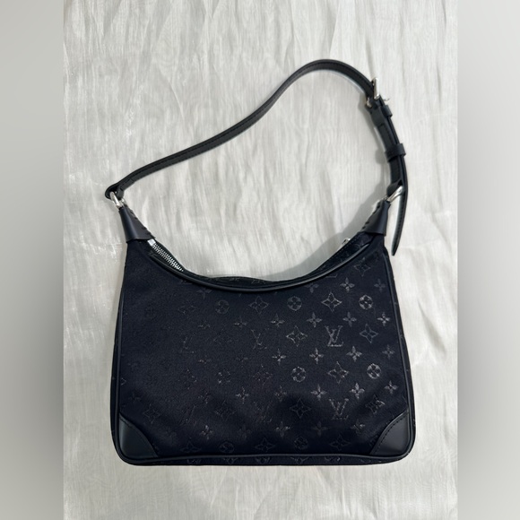 Louis Vuitton Boulogne Shoulder Bag Mini Black Satin - Picture 4 of 13